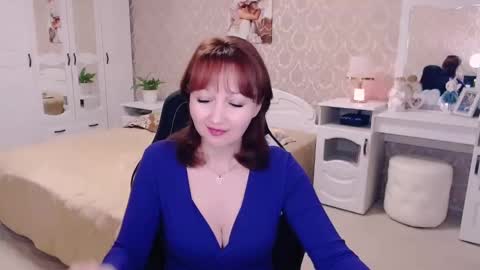 Snapshot of adelemoran chatting on 02.03.25 AdeleMoran online show from 02.03.25