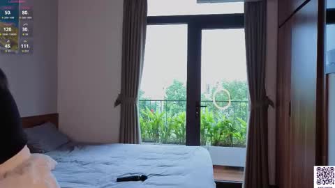 Adelia online show from 10.25.25