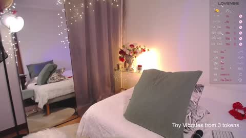 Im Adelina . See you.... online show from 02.03.25