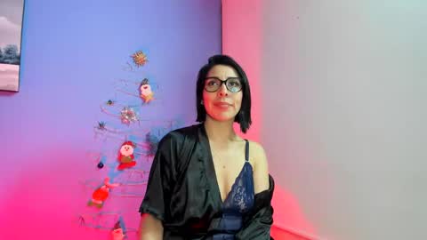 Snapshot of adellelennox_cg chatting on 12.14.24 Adelle online show from 12.14.24