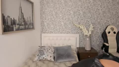Snapshot of adhara_black01 chatting on 12.29.24 Adhara online show from 12.29.24