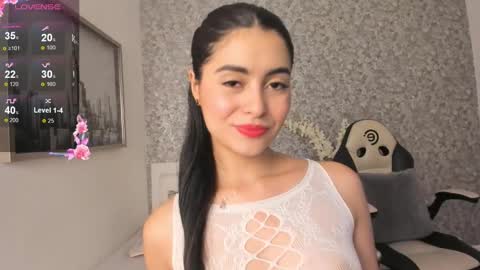Snapshot of adhara_black01 chatting on 01.02.25 Adhara online show from 01.02.25