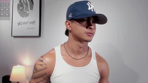 Snapshot of adonis_dlh chatting on 01.04.25 Adonis online show from 01.04.25