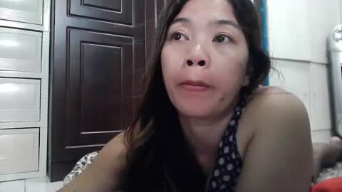 Snapshot of adorable_anna chatting on 12.17.24 annelovesu online show from 12.17.24