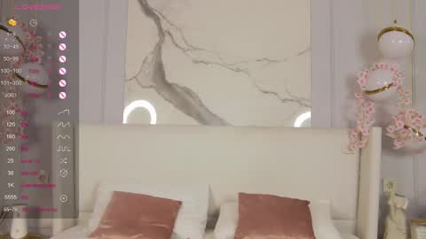 adoracortes online show from 09.23.25