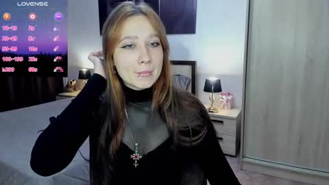Snapshot of adrianfay chatting on 10.10.25 AdrianFay online show from 10.10.25