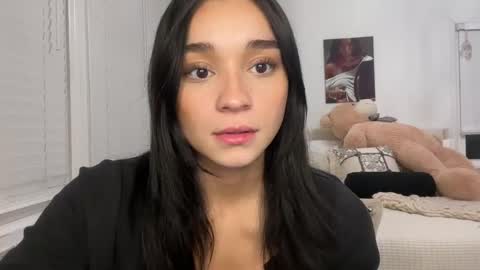 Snapshot of adriannarodriguez chatting on 02.07.25 Adrianna online show from 02.07.25