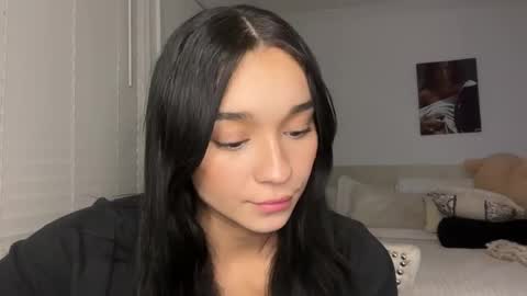 Snapshot of adriannarodriguez chatting on 02.07.25 Adrianna online show from 02.07.25