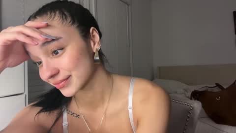 Snapshot of adriannarodriguez chatting on 02.13.25 Adrianna online show from 02.13.25