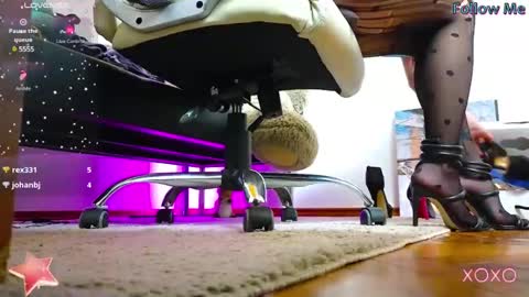 Adriana online show from 01.20.25