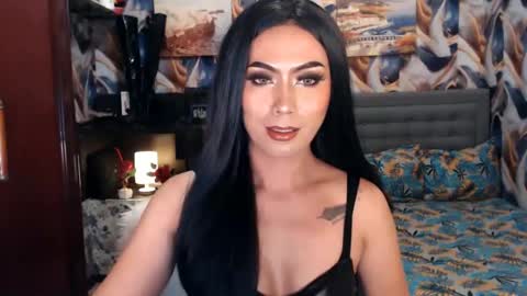 Snapshot of affairtoyourgoddesskhendra chatting on 03.11.25 Dominant Goddess Contessa online show from 03.11.25