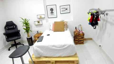 Afrodita online show from 12.18.24