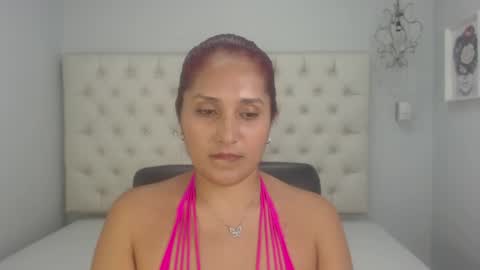 agatha_collinz online show from 12.20.24