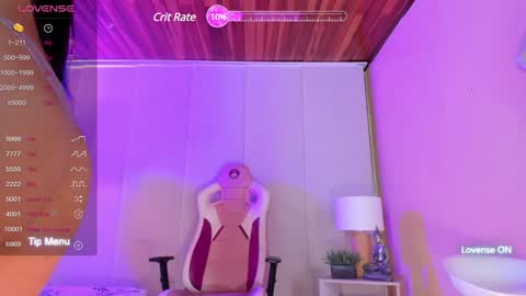 Snapshot of aghata_williamss chatting on 12.28.24 AGHATA online show from 12.28.24