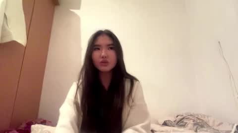 Snapshot of aguedahammargren chatting on 11.03.25 Ai online show from 11.03.25