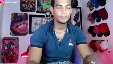 Snapshot of aharon_sexo1 chatting on 01.02.25 Aharon Zamora online show from 01.02.25
