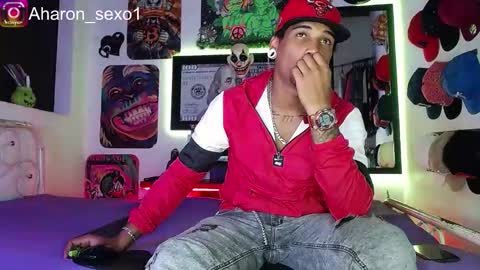 Snapshot of aharon_sexo1 chatting on 03.04.25 Aharon Zamora online show from 03.04.25