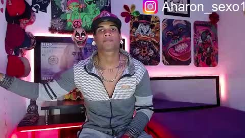Snapshot of aharon_sexo1 chatting on 03.10.25 Aharon Zamora online show from 03.10.25