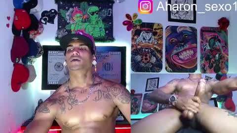 Snapshot of aharon_sexo1 chatting on 03.12.25 Aharon Zamora online show from 03.12.25