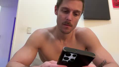 Snapshot of aiasar chatting on 12.31.24 Aiasar online show from 12.31.24