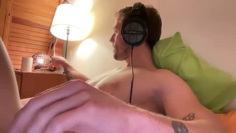 Snapshot of aiasar chatting on 11.05.25 Aiasar online show from 11.05.25