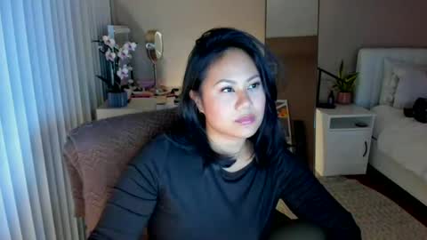 Giana online show from 11.16.25