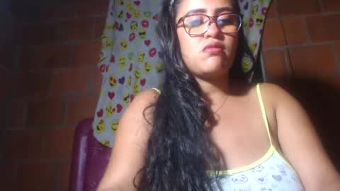 aisha koswell3 online show from 03.02.25