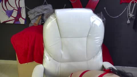 aishaahott online show from 12.04.25