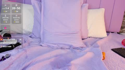   online show from 01.05.25