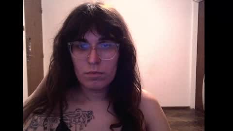 Snapshot of akamedolle chatting on 09.21.25 Veronica Akame 3 online show from 09.21.25