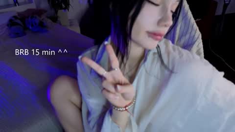  Akira please help me get my first 50 thumps up online show from 11.28.25