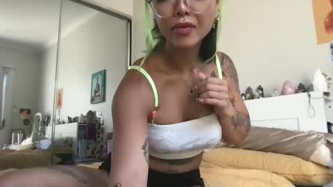 Akira Zay online show from 12.01.25