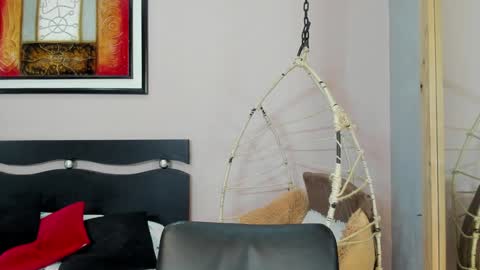 Snapshot of alaiasmile_ chatting on 01.11.25 online show from 01.11.25