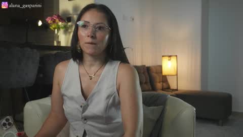 Alana Gasparini online show from 11.14.25