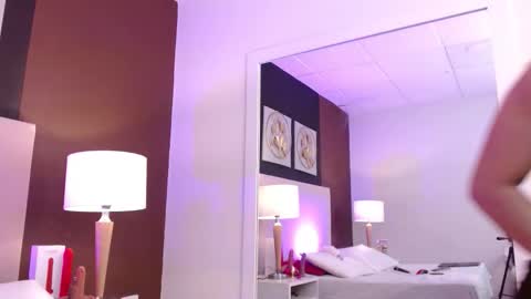 alana online show from 10.31.25