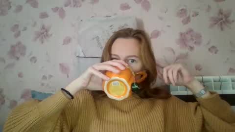 Snapshot of alane26 chatting on 10.02.25 Elisa online show from 10.02.25