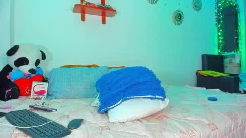 Snapshot of ale_horny_crazy chatting on 02.05.25 NIKO online show from 02.05.25