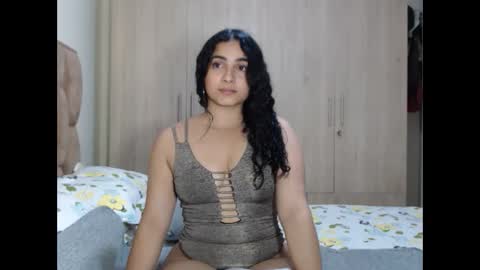 Snapshot of aleejhandra chatting on 01.16.25 alejandra online show from 01.16.25