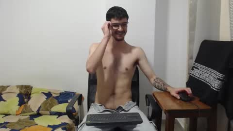 aleex_miller online show from 10.28.25