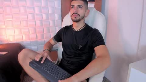 Alejo  online show from 10.26.25