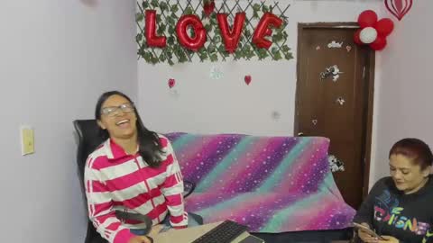 Snapshot of alejita_smithh chatting on 03.05.25 zoe and Kataleya online show from 03.05.25