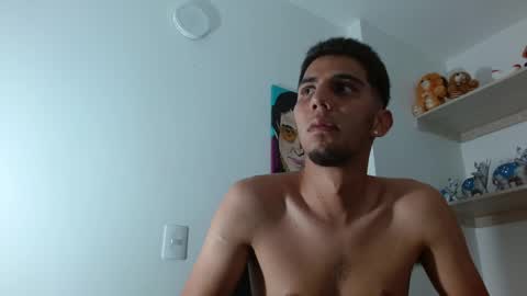 Snapshot of alejo_hot23 chatting on 01.12.25 David online show from 01.12.25