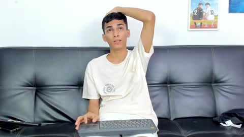 Snapshot of alejo_peverell chatting on 01.16.25 alejo peverell online show from 01.16.25