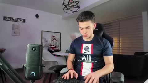 ONLYFANS Alejoo twink online show from 11.18.25