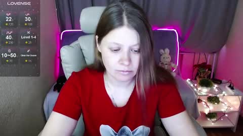 Snapshot of alekasamui chatting on 01.30.25 Aleksa online show from 01.30.25