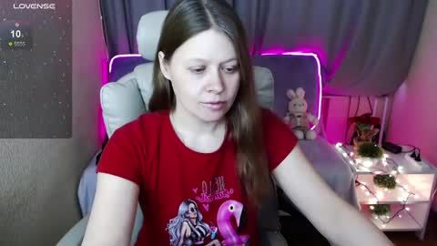 Snapshot of alekasamui chatting on 02.03.25 Aleksa online show from 02.03.25