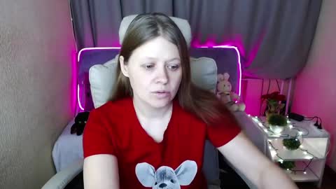 Snapshot of alekasamui chatting on 03.01.25 Aleksa online show from 03.01.25