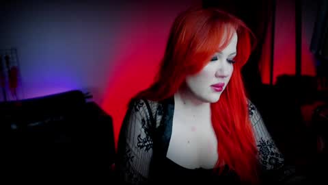 Snapshot of aleksafoxy chatting on 01.16.25 Aleksa online show from 01.16.25