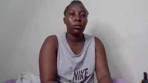 Snapshot of alesha_ chatting on 02.11.25 Noreen Kennth and Emilly online show from 02.11.25