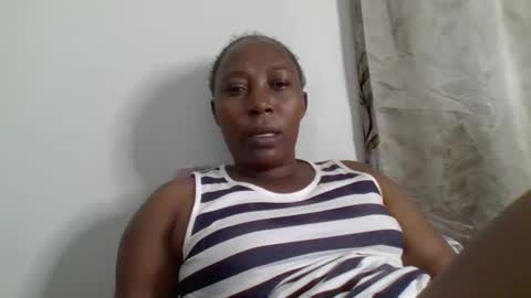 Snapshot of alesha_ chatting on 09.29.25 Noreen Kennth and Emilly online show from 09.29.25